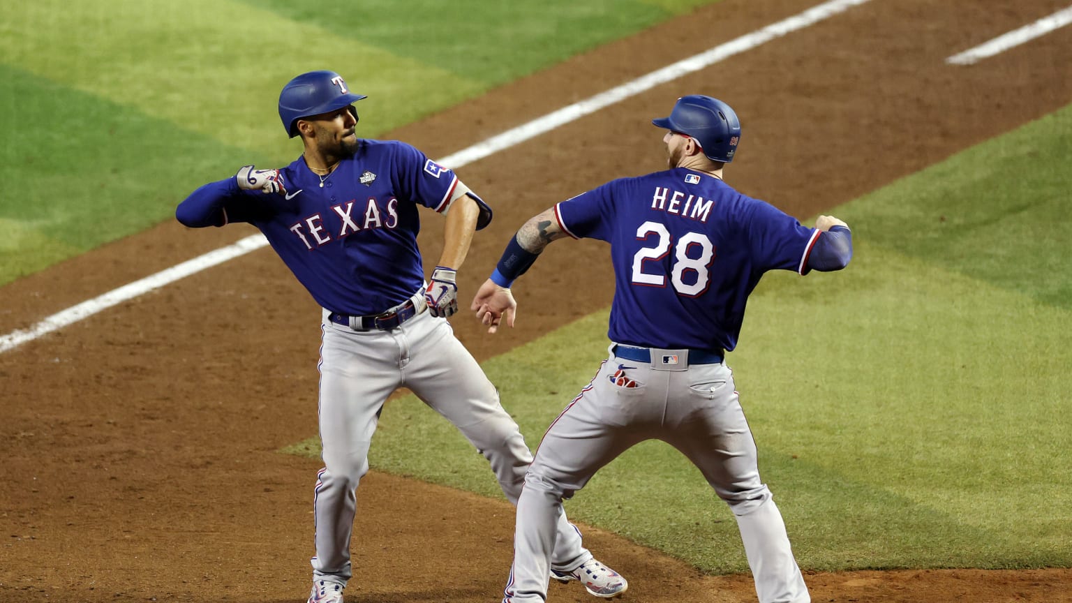 Rangers score four insurance runs in the 9th 11/01/2023 Texas Rangers