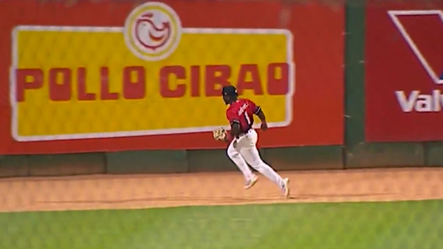 Héctor Rodríguez lo hace todo en el 5to juego | 28/01/2026 | Los Reds ...