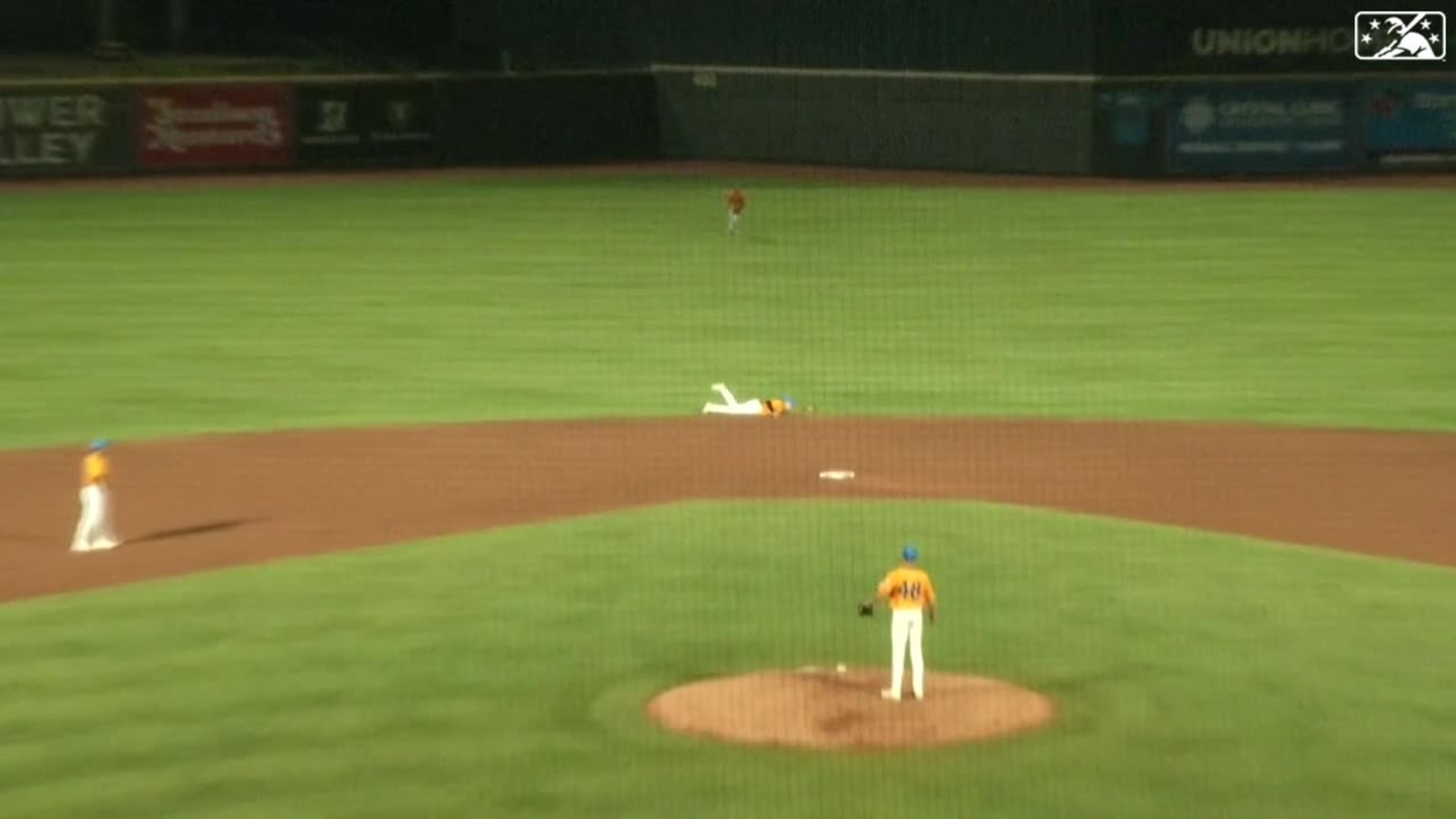 Guardians prospect Milan Tolentino's diving play | 09/03/2023 | MLB.com