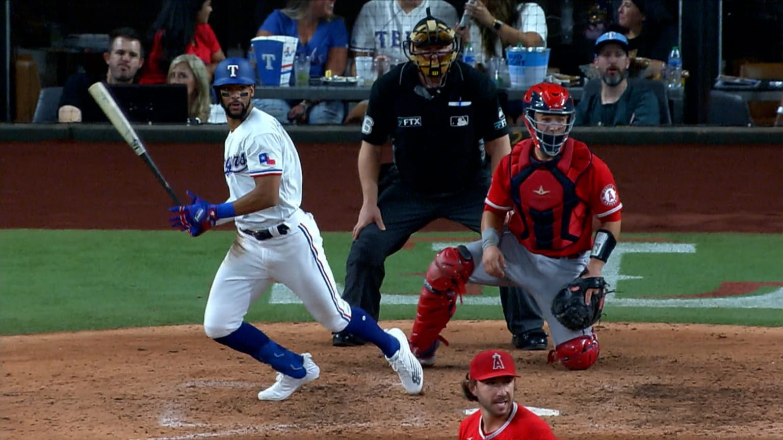 Rangers score three runs 09/21/2022 Texas Rangers