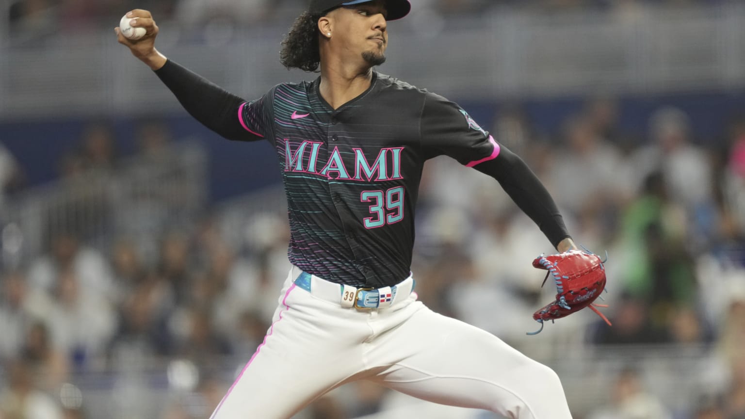 Eury Pérez fans Anthony Volpe | 08/02/2025 | Miami Marlins