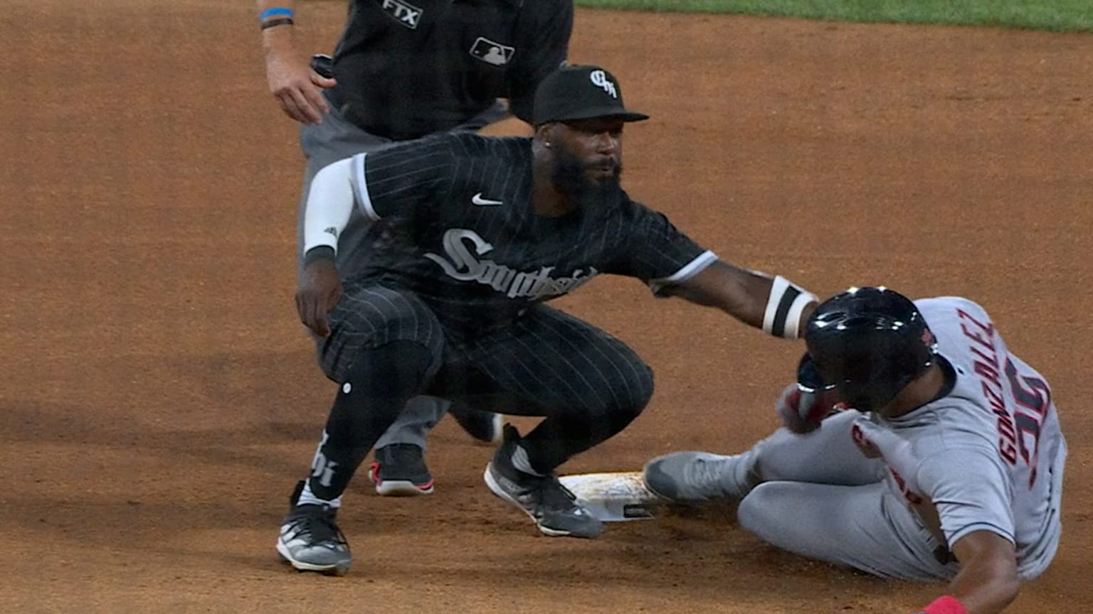 Sox get inningending double play 09/20/2022 Chicago White Sox
