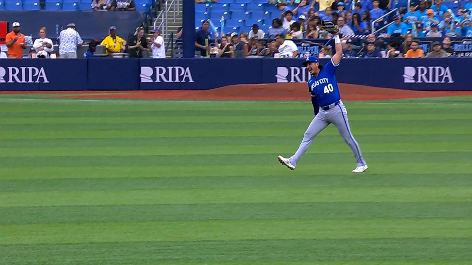 Josh Rojas' leaping catch | 06/25/2026 | Kansas City Royals