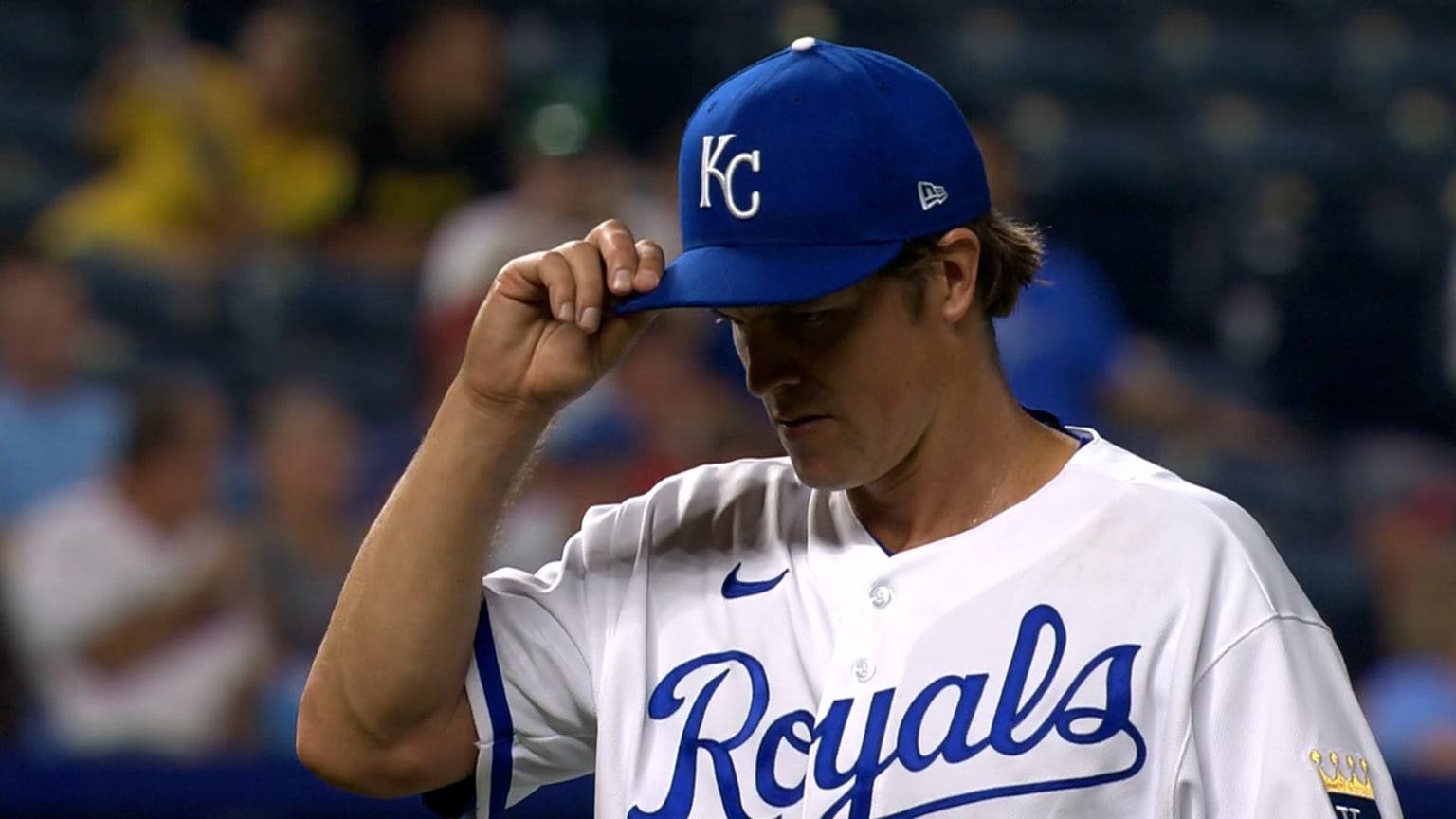 Royals' Zack Greinke continues to succeed in unorthodox way