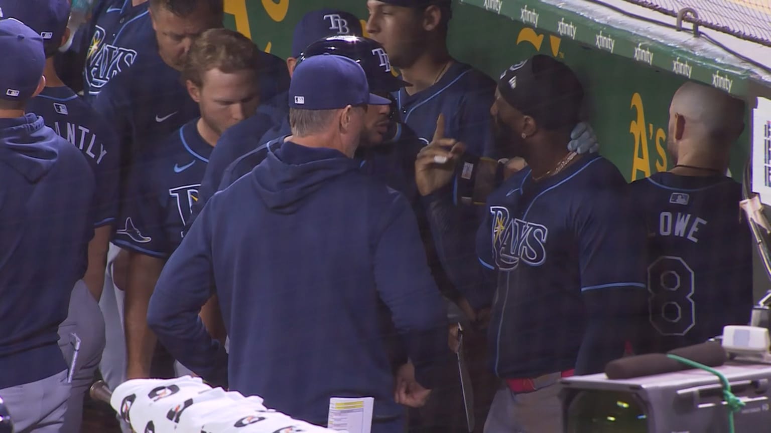 Tempers flare in the Rays dugout | 08/21/2024 | Tampa Bay Rays