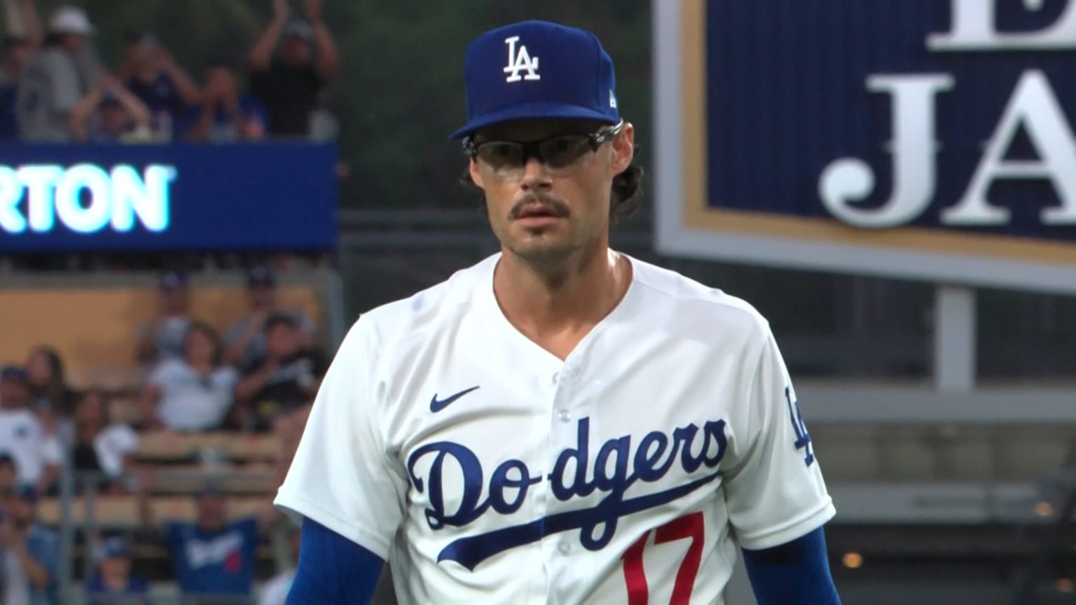 Joe Kelly returns to Dodgers hoping to turn season around - Los