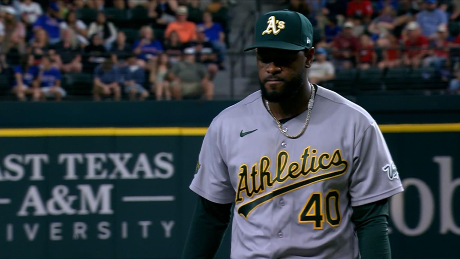 Luis Severino strikes out five Rangers over his 6 2/3 | 04/24/2026