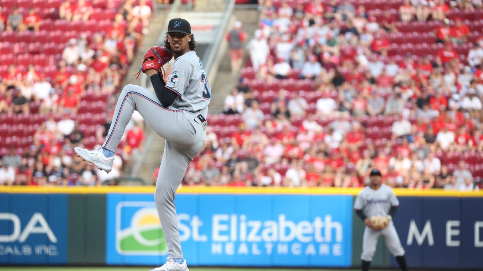 Eury Pérez, Walker Buehler Eury Pérez, Walker Buehler Eury Perez - Miami Marlins