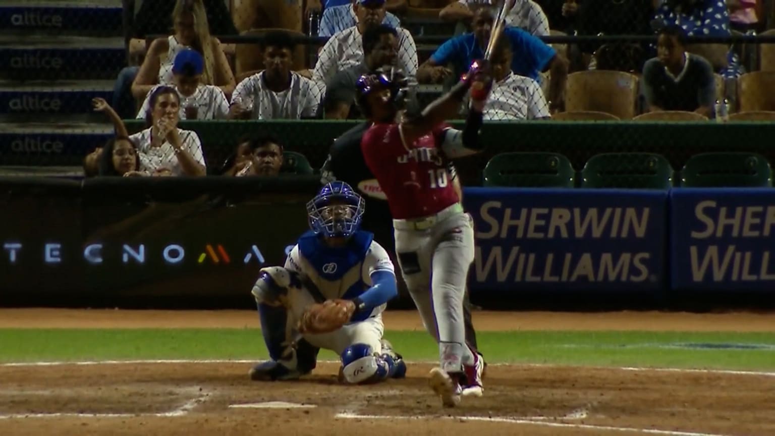 Jefferson Rojas' second home run of the game | 10/17/2026 | MLB.com