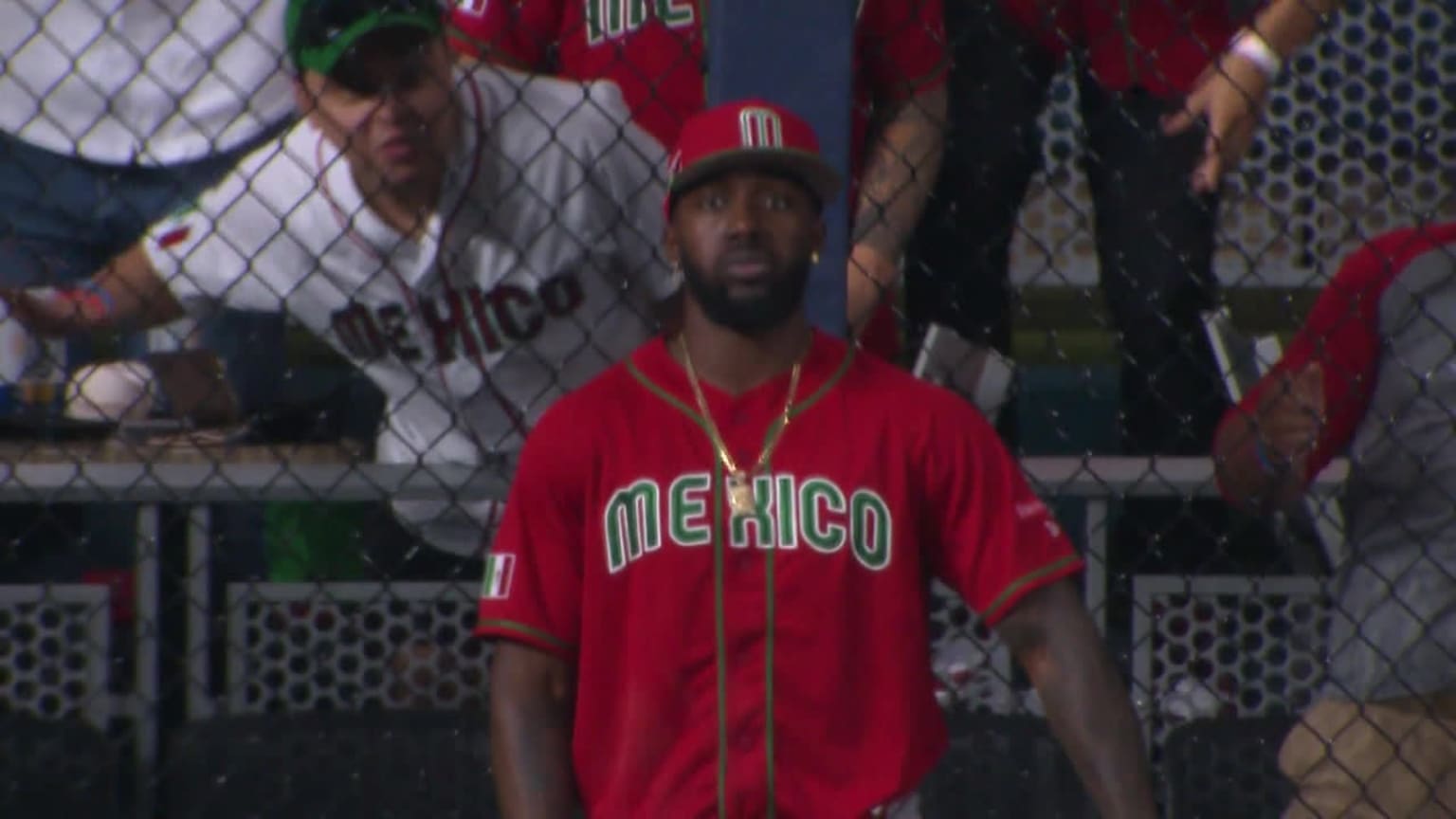 WATCH: Rays' Randy Arozarena Robs Home Run, Preserves Mexico Lead in WBC -  Fastball