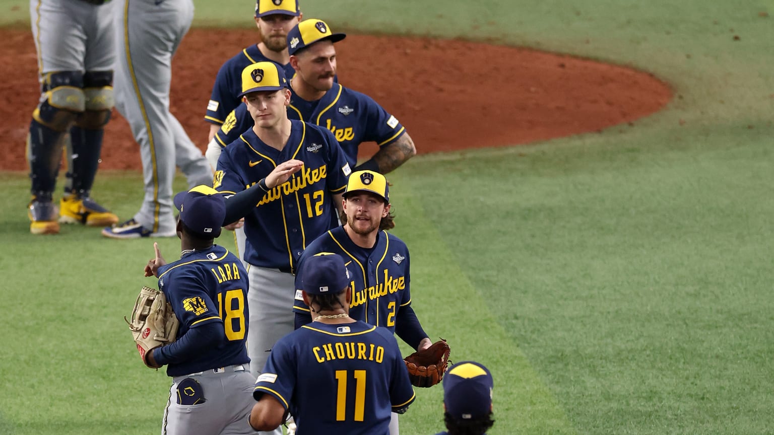 The Brewers go up 3-0 in the World Series🫢 | 10/26/2026 | MLB.com