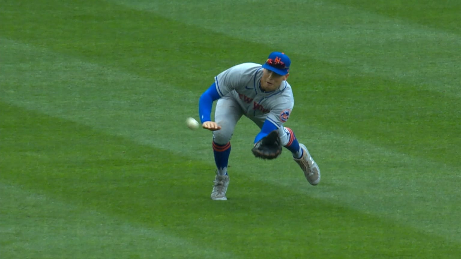 Like a goldfish': Brandon Nimmo reveals his fear after insanely sick catch  vs. Dodgers