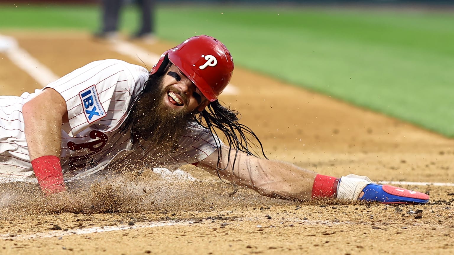 Rojas doubles, Marsh scores on throwing error | 09/10/2024 ...
