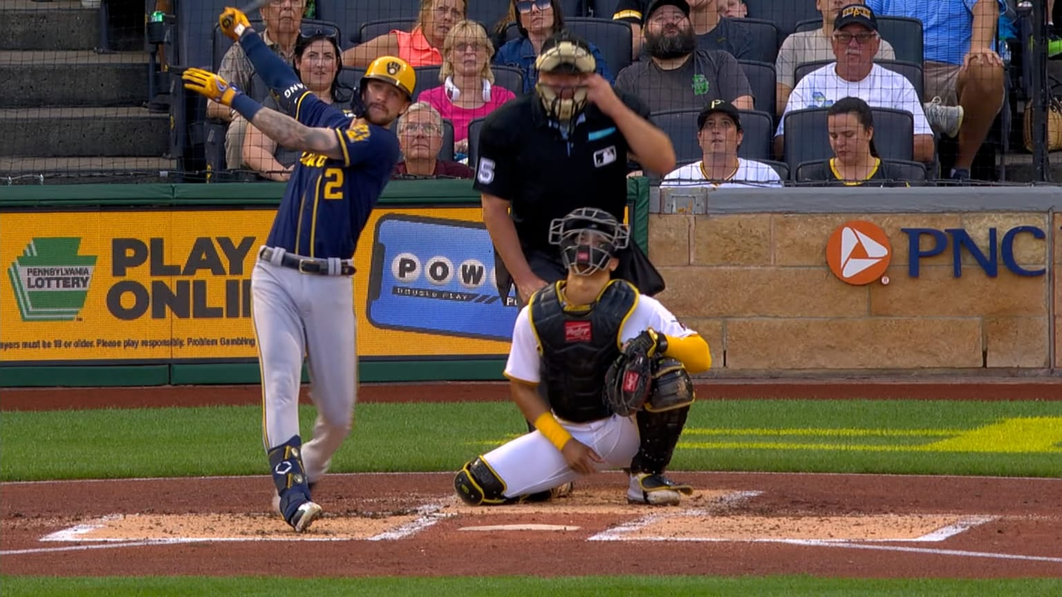 Brice Turang drives home a run with a sac fly | 09/04/2023 | Milwaukee