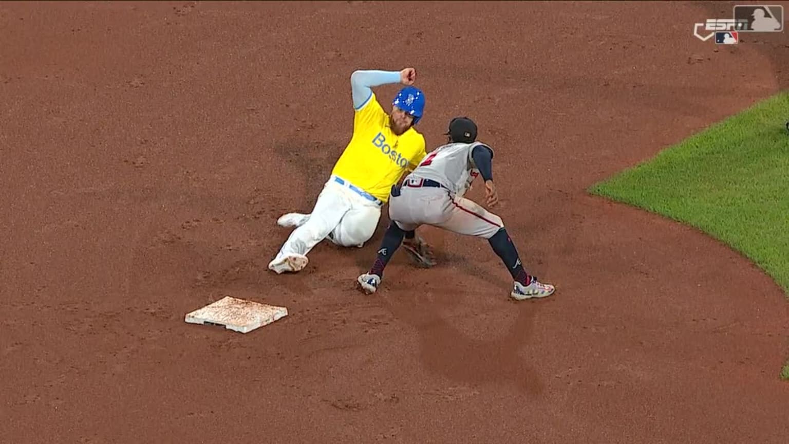 Sean Murphy throws out Christian Arroyo at 2nd base | 07/26/2023 ...