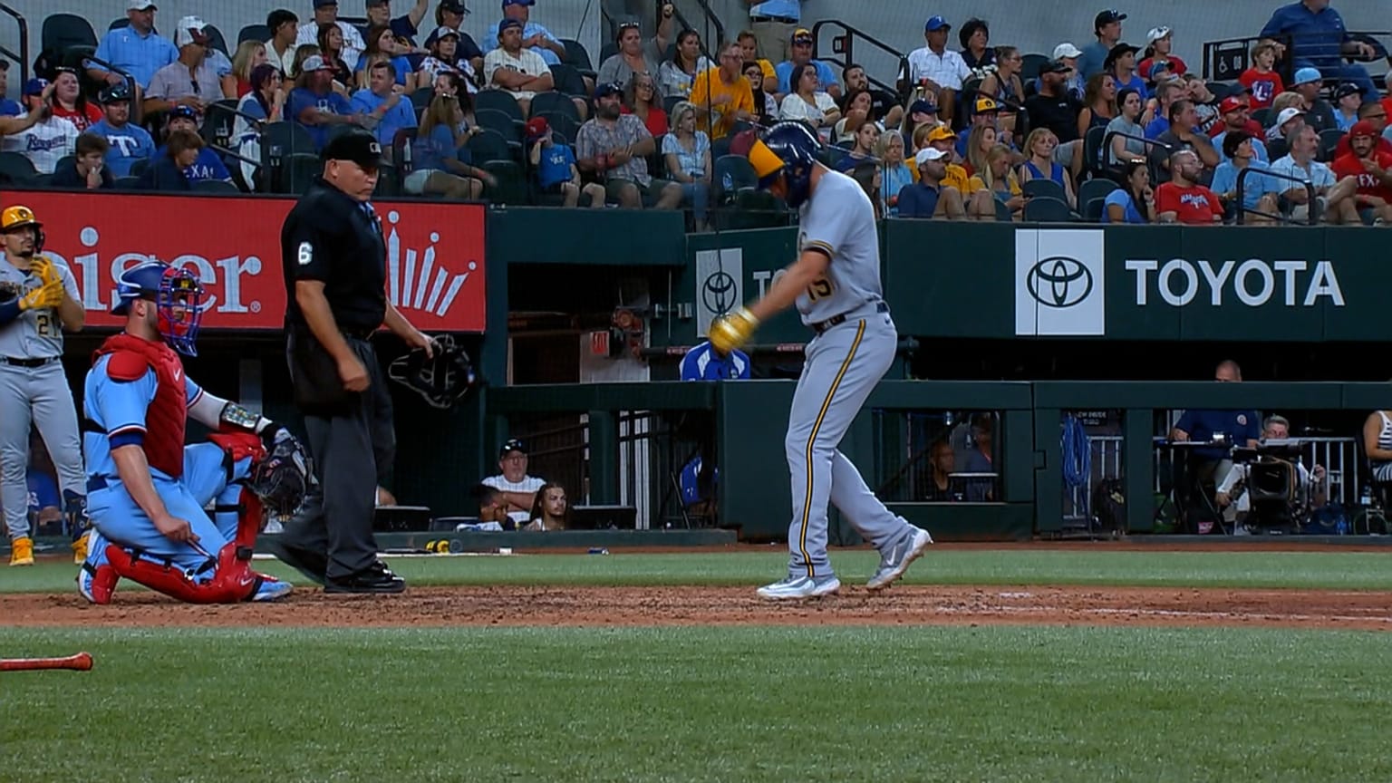 Carlos Santana's RBI single, 04/15/2022