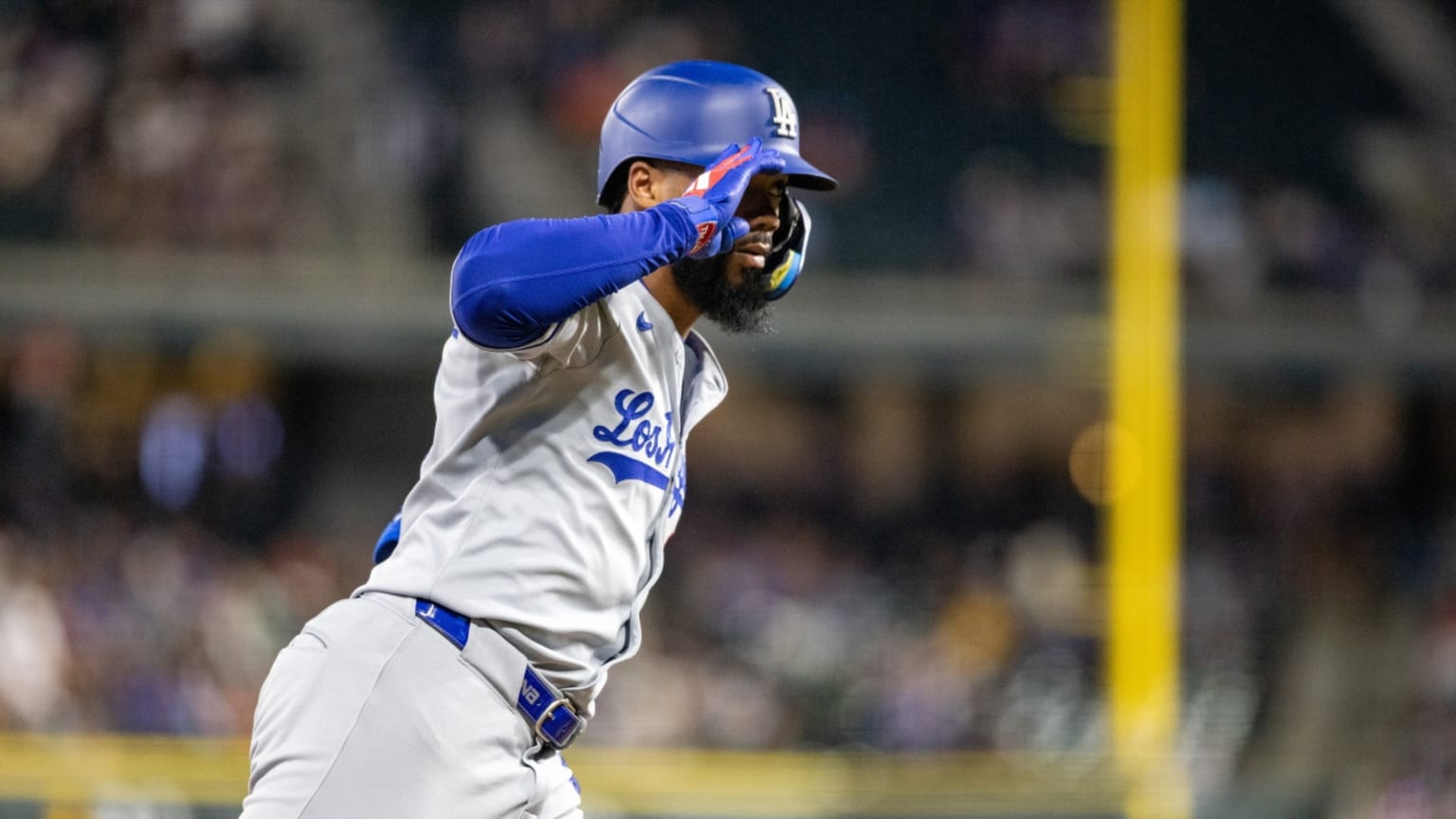 Teoscar Hernández's solo home run (21) | 08/20/2025 | Los Angeles