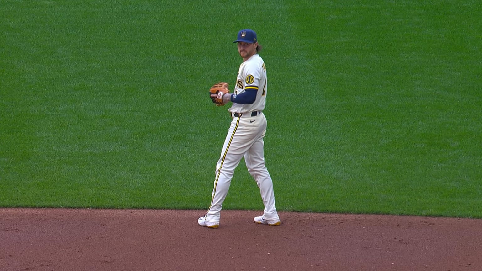 Brice Turang's leaping catch | 05/27/2026 | Milwaukee Brewers