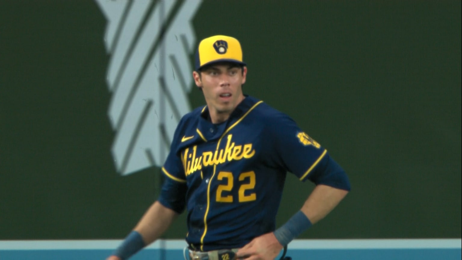 Milwaukee Brewers: Christian Yelich 2023 City Connect - Officially