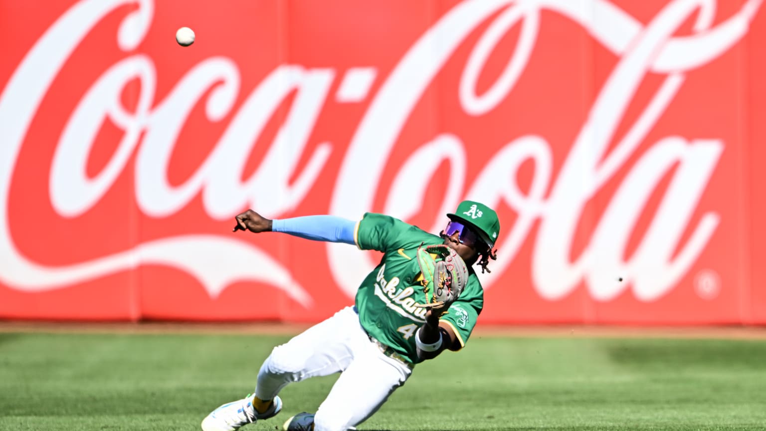 Lawrence Butler's sliding catch | 09/22/2024 | Athletics