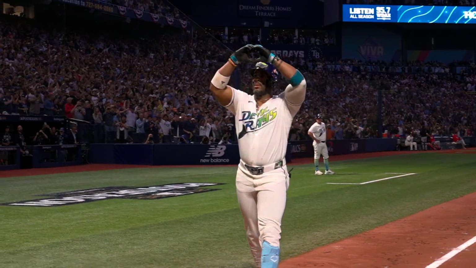MLB India Call: Yandy Díaz's two-run home run | 20/10/2026 | Lasmayores.com
