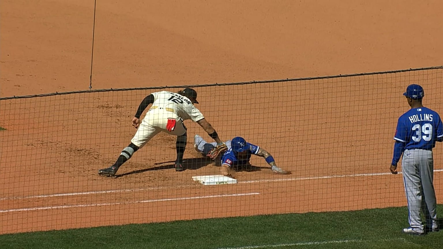 Kyle Isbel safe on pickoff throw after challenge | 05/03/2026 | Seattle ...