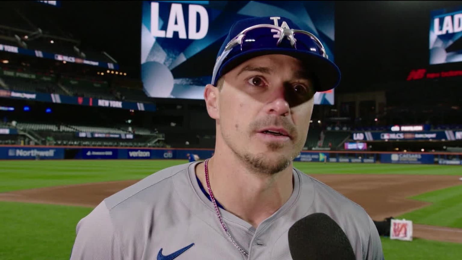 Kiké Hernandez on his playoff homers more 10/17/2024 MLB com