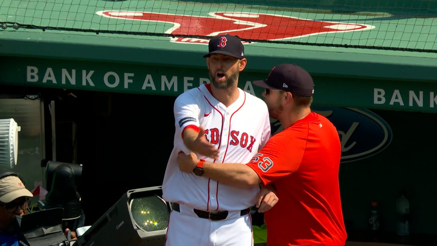 Red Sox and Brewers benches clear in the 7th 05/26/2024 Boston Red Sox