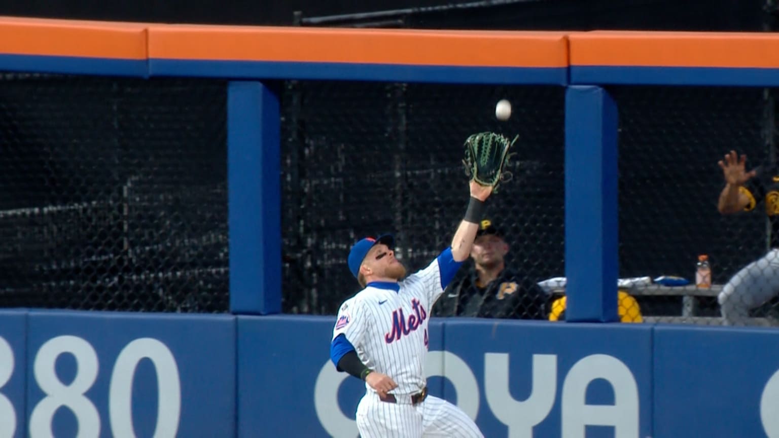Harrison Bader's impressive running grab | 04/16/2024 | New York Mets