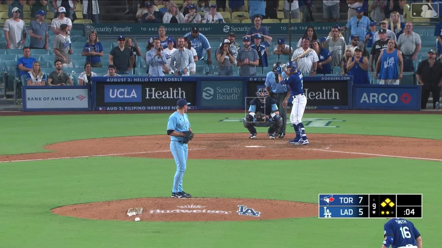 chris-taylor-drives-two-out-game-tying-single-in-9th-07-25-2023