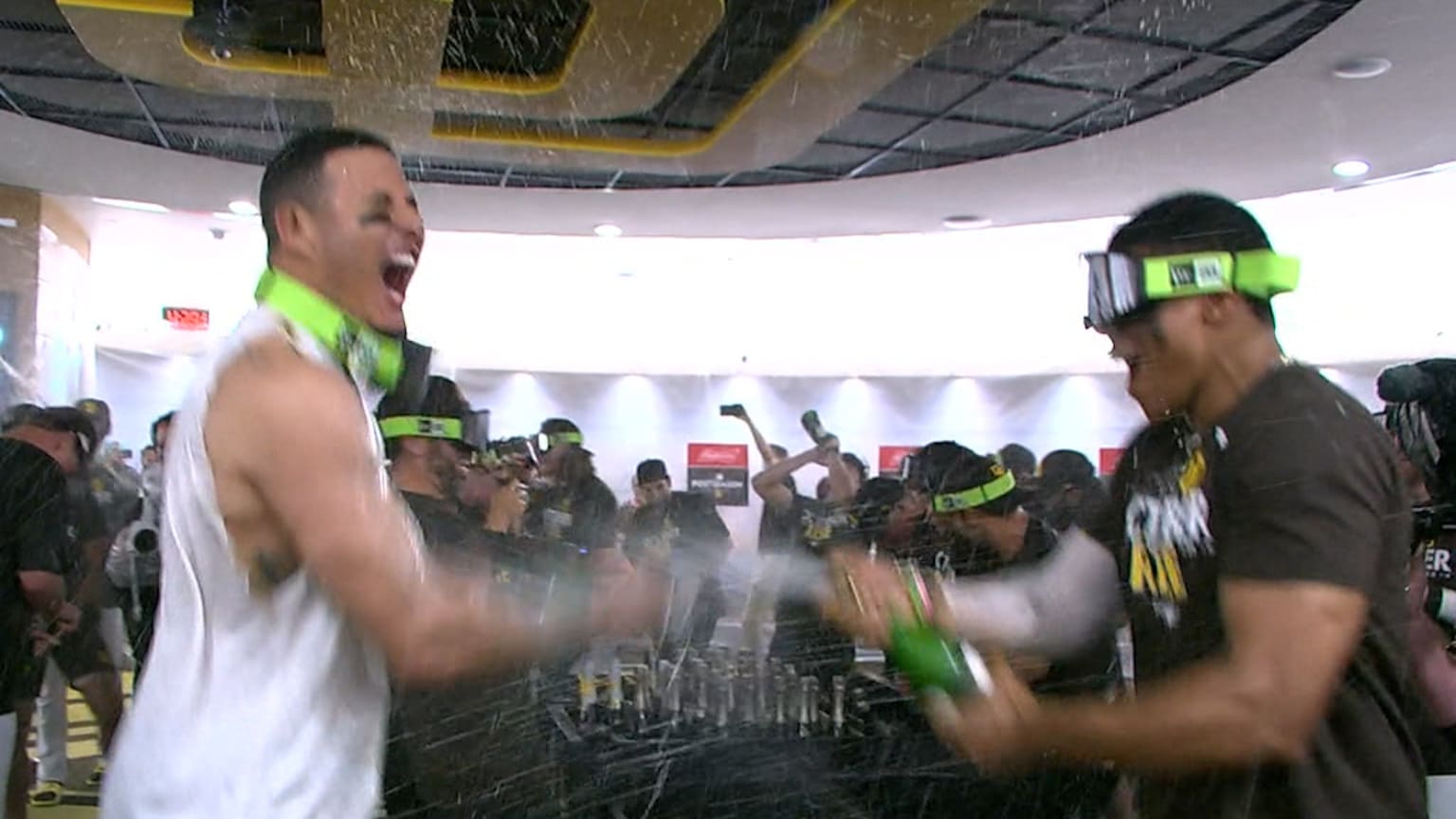 Padres players on clinching a 2002 Wild Card berth | 10/02/2022 | San