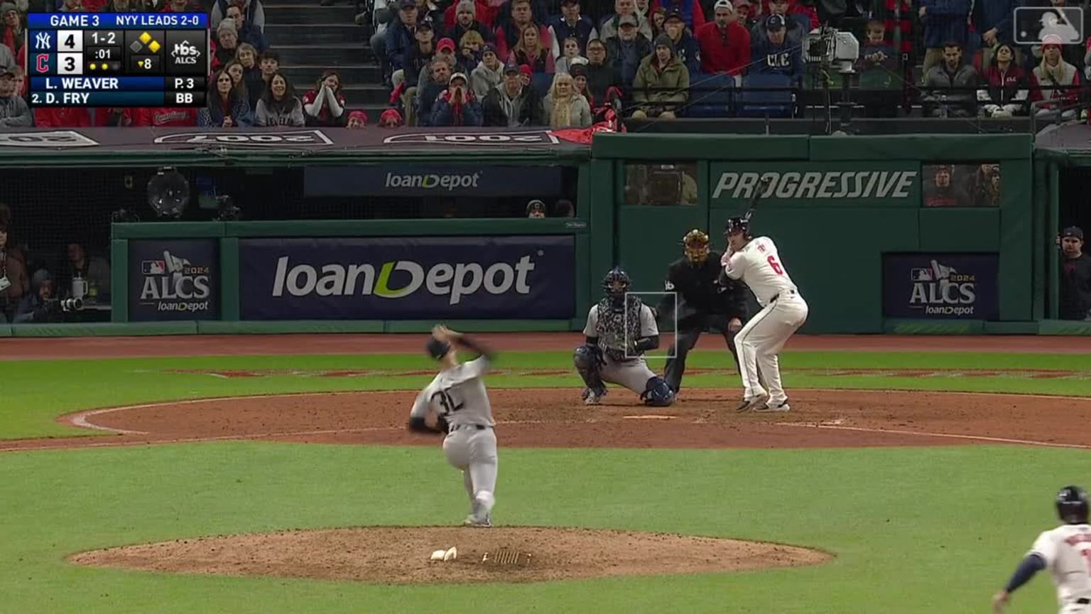 Luke Weaver escapes jam with strikeout 10/17/2024