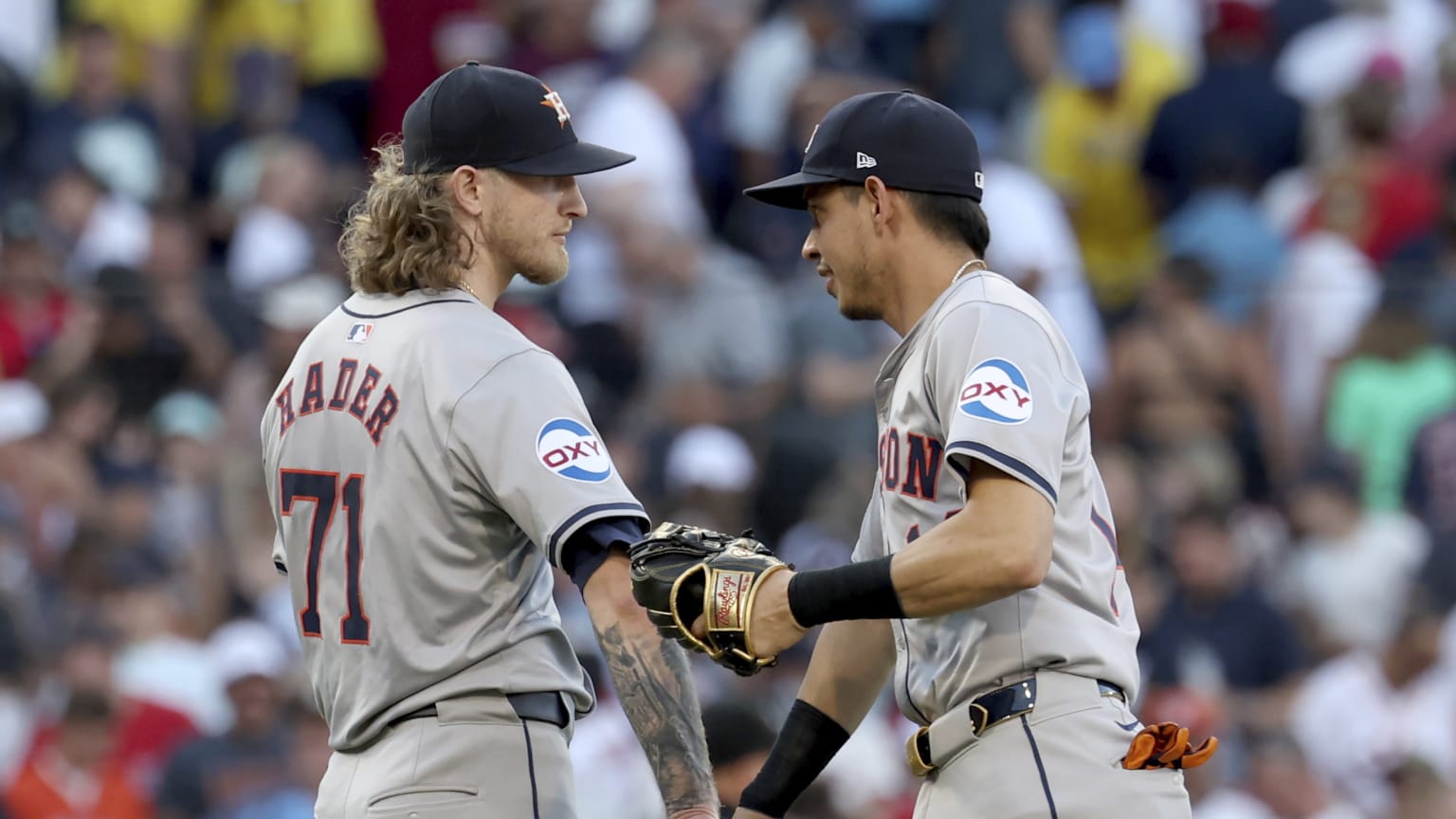 Astros' Hader: Shoulder Injury Throws Wrench In Playoff Plans - p9rm7ie