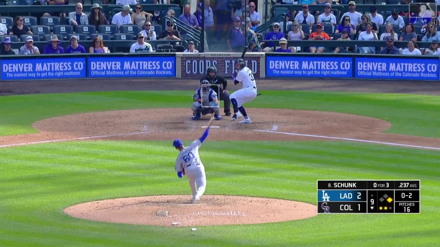 Edgardo Henriquez secures the Dodgers' 21 win 09/29/2024 Los