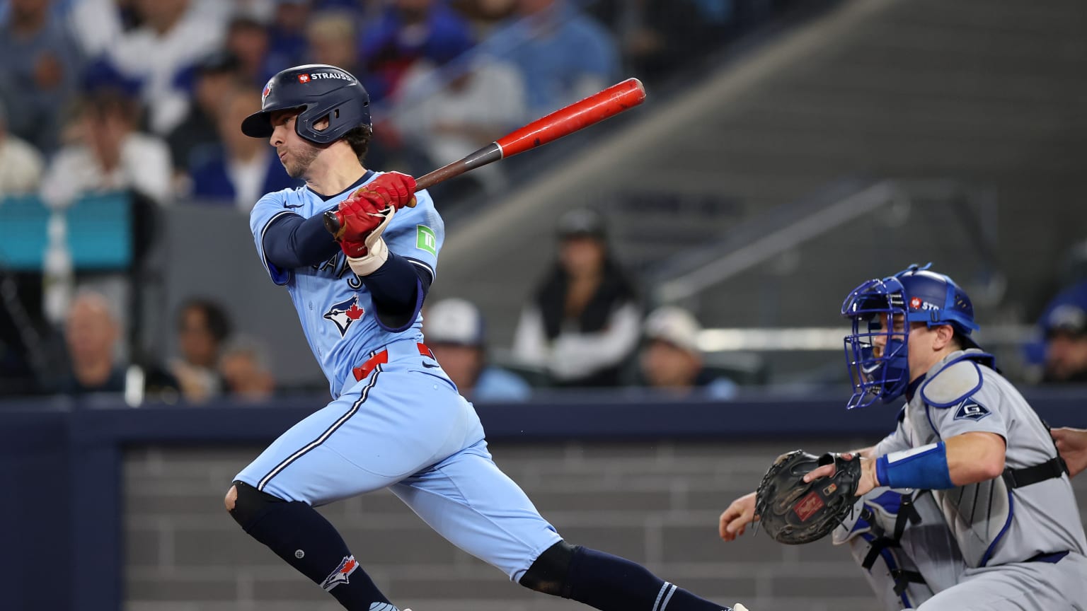 Ernie Clement extends playoff hit streak to 12 games | 10/31/2025 | MLB.com