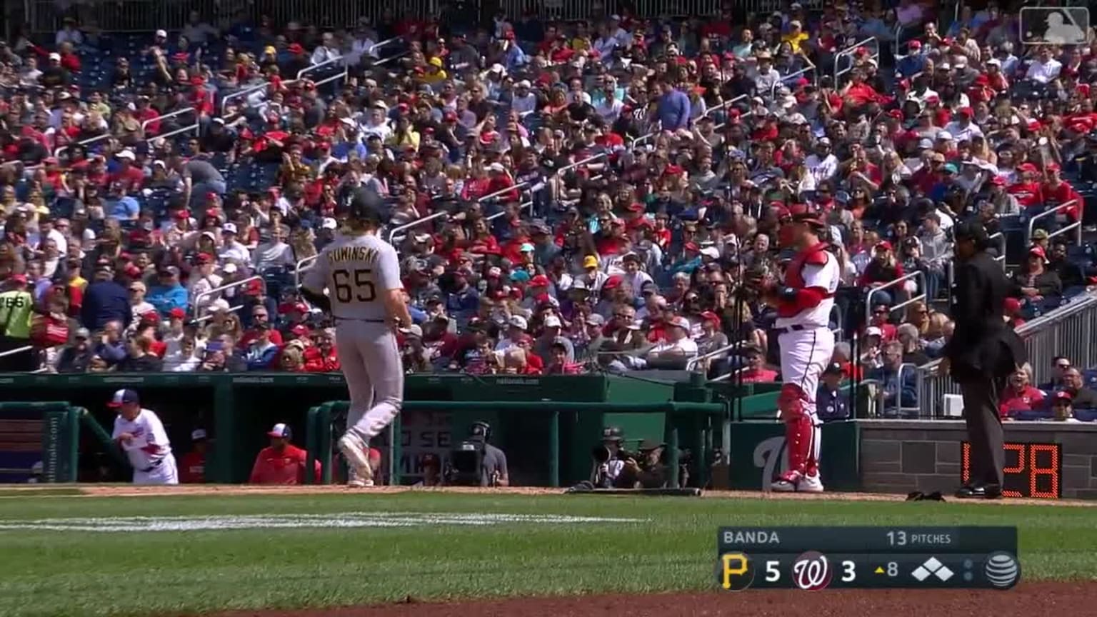 Austin Hedges' basesloaded walk 04/29/2023 Pittsburgh Pirates