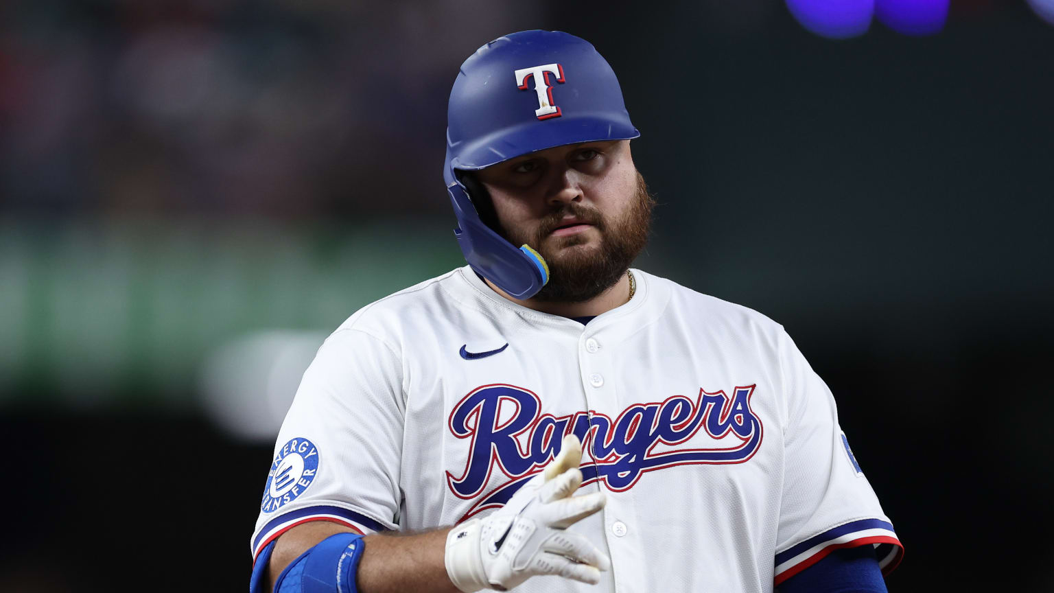 Rowdy Tellez's RBI single puts Rangers ahead | 09/20/2025 | Texas Rangers