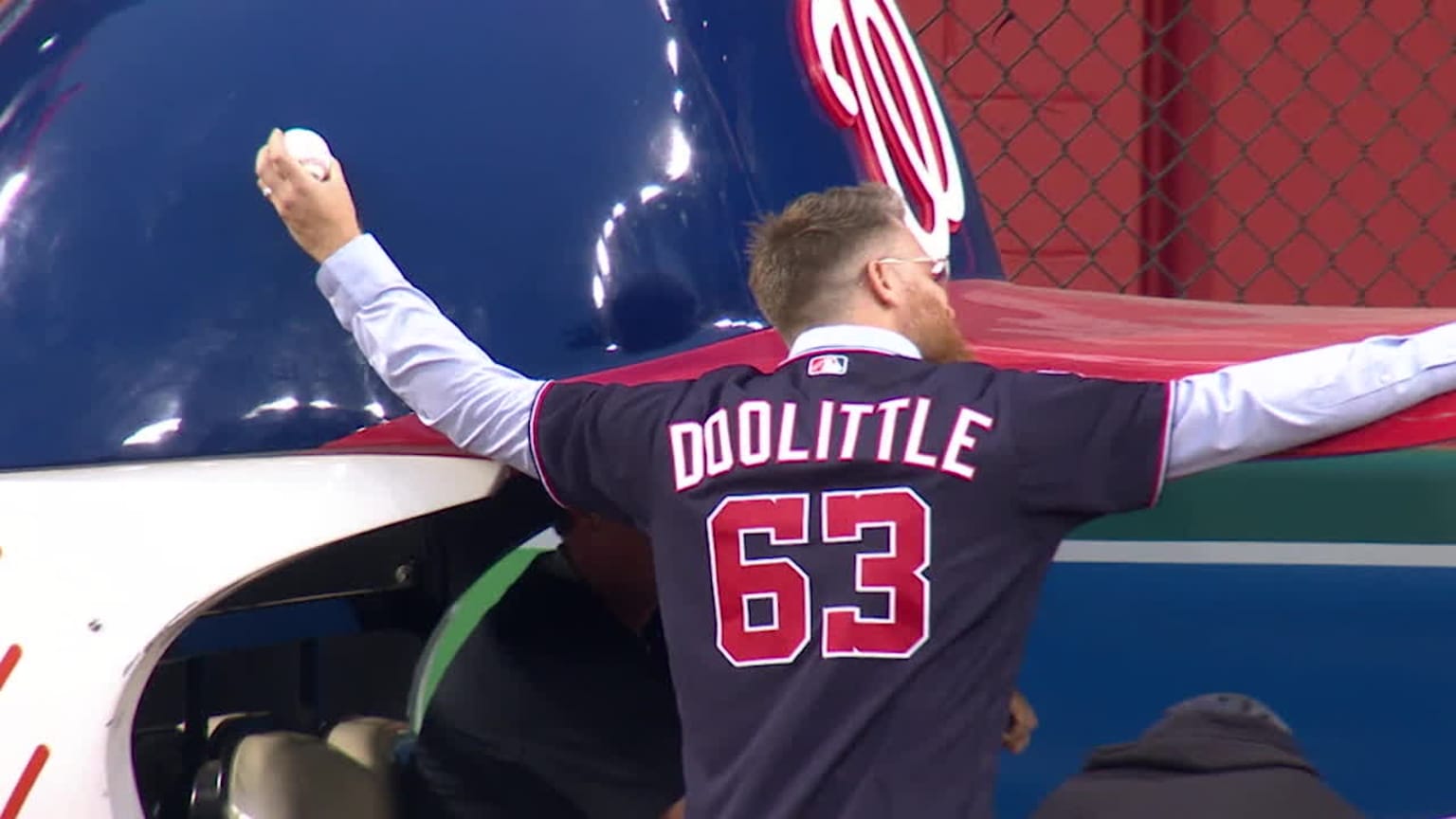 Sean Doolittle welcomed back with pregame ceremony at Nats Park 