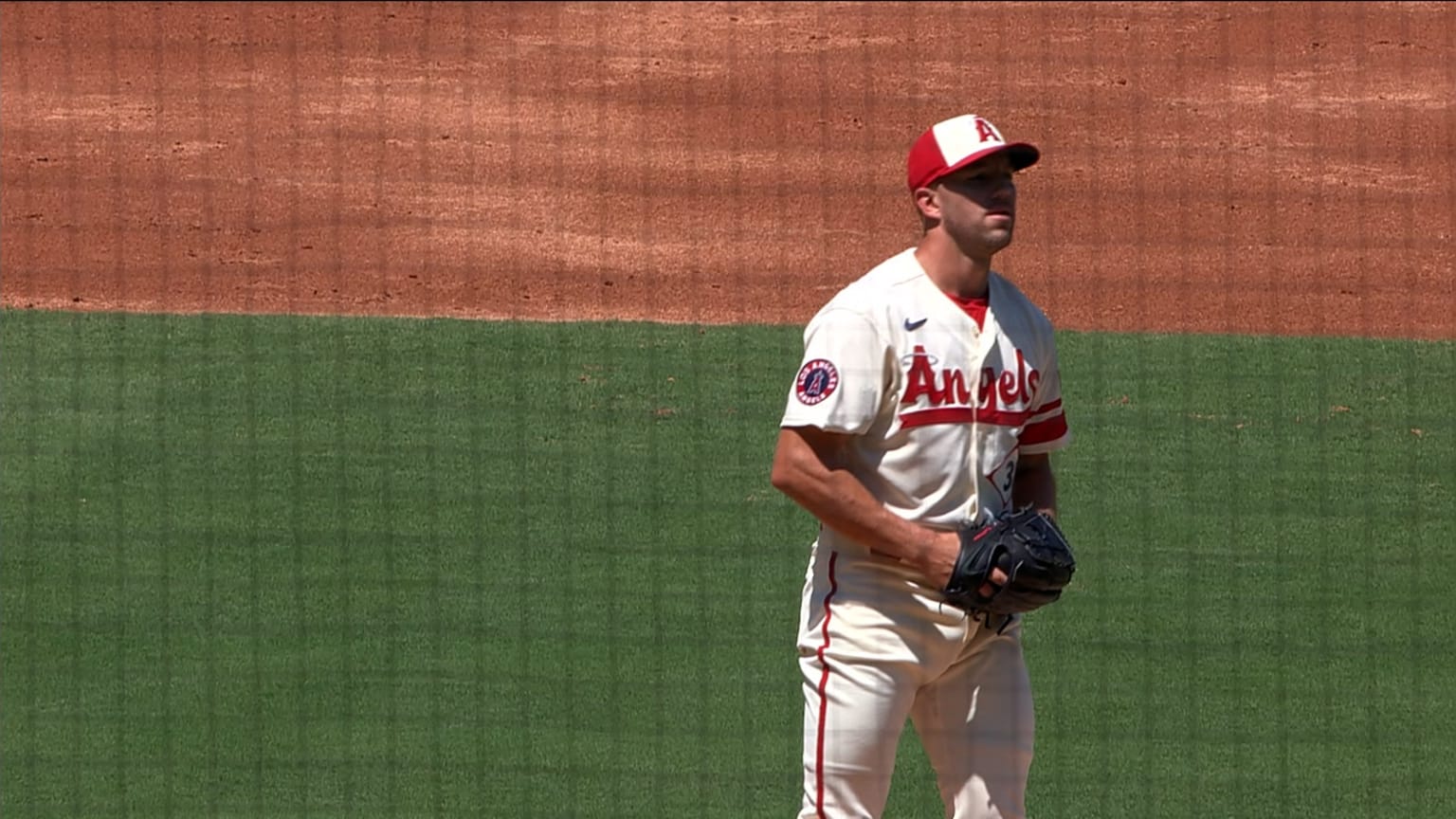 Anderson throws out Bell at home, 05/23/2023