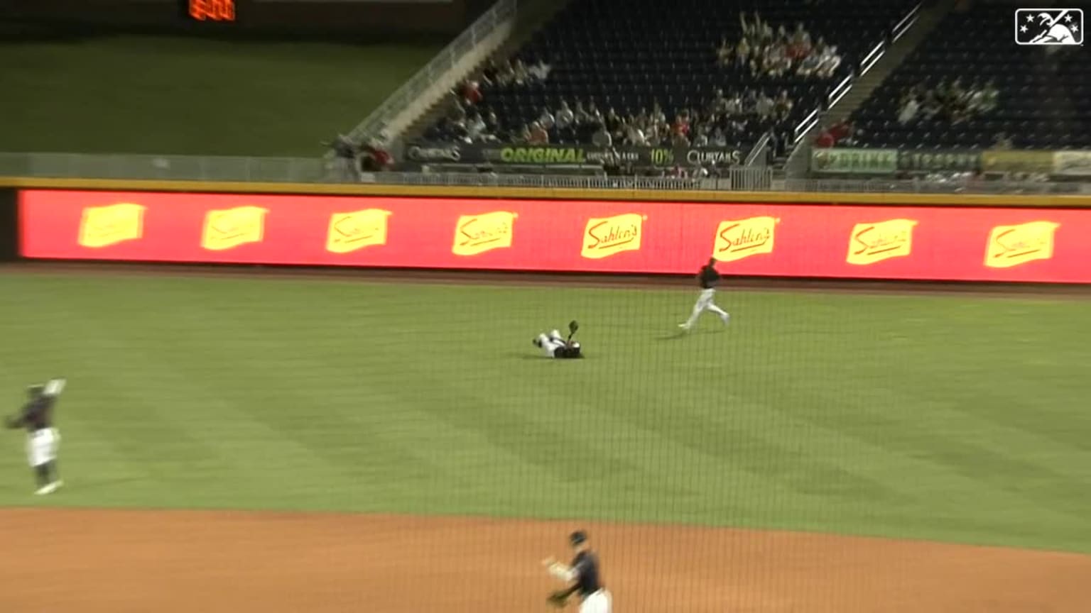 Billy Hamilton's diving catch, 07/06/2021