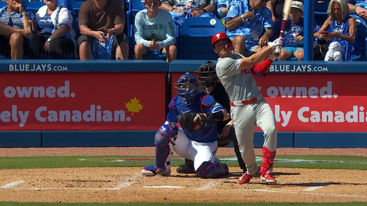 Scott Kingery crushes a solo home run to center field | 02/24/2024