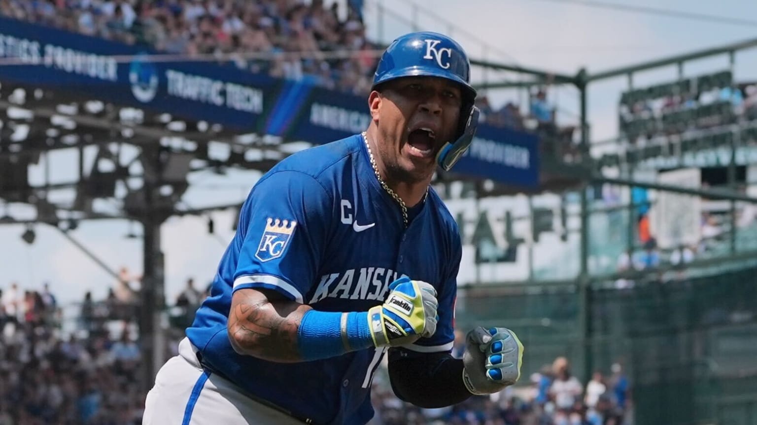 Salvador Perez #39 s two run home run (18) 07/23/2025 Kansas City Royals