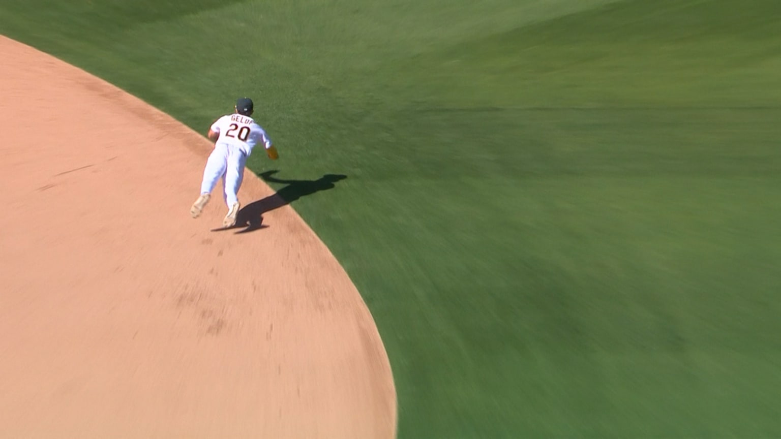 Zack Gelof makes a nice diving play in the 9th inning | 09/03/2023 ...