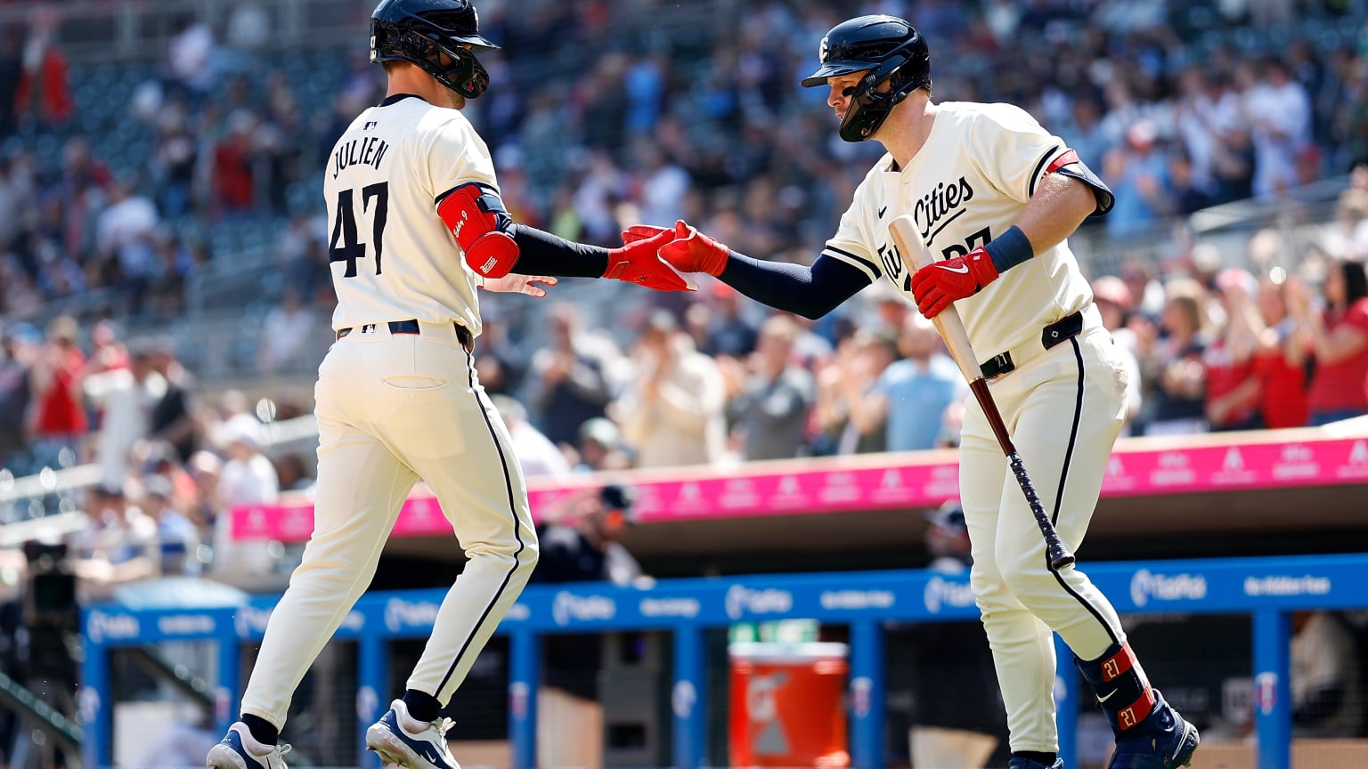 Twins hit five homers in win | 04/25/2024 | MLB.com