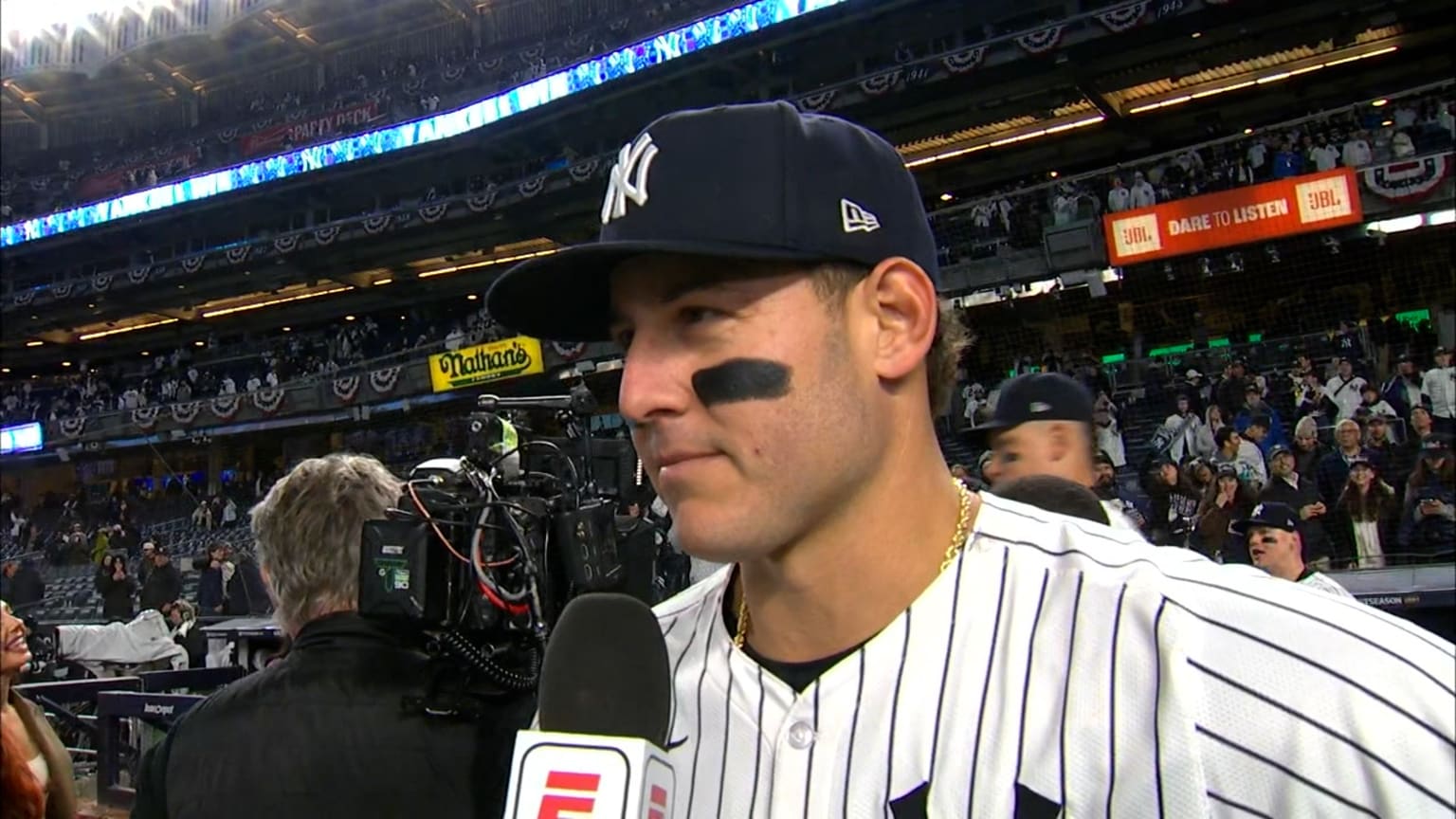 Anthony Rizzo on Yankees' 63 win in ALCS Game 2 10/15/2024 New