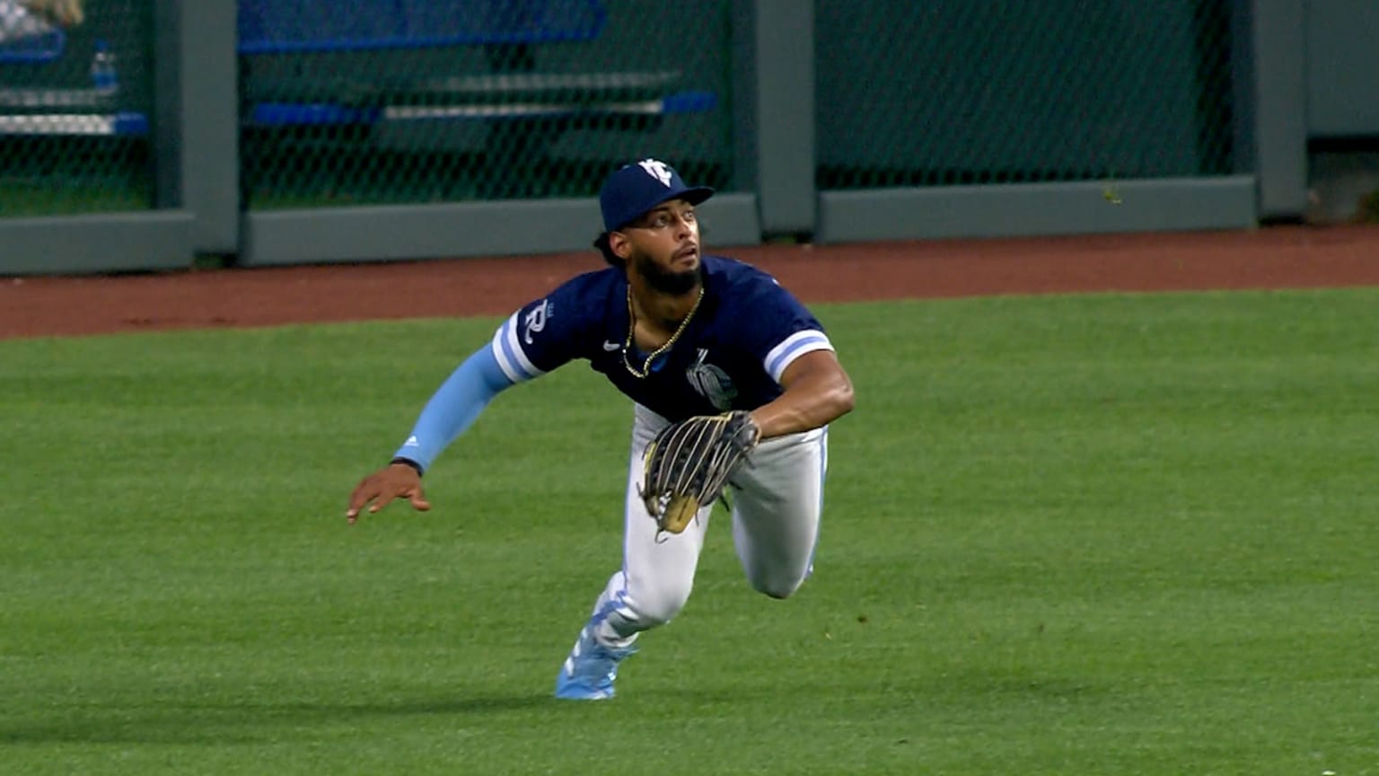 Photo: Royals MJ Melendez Grounds Into a Double Play on Opening Day 2023 -  KCP20230330117 