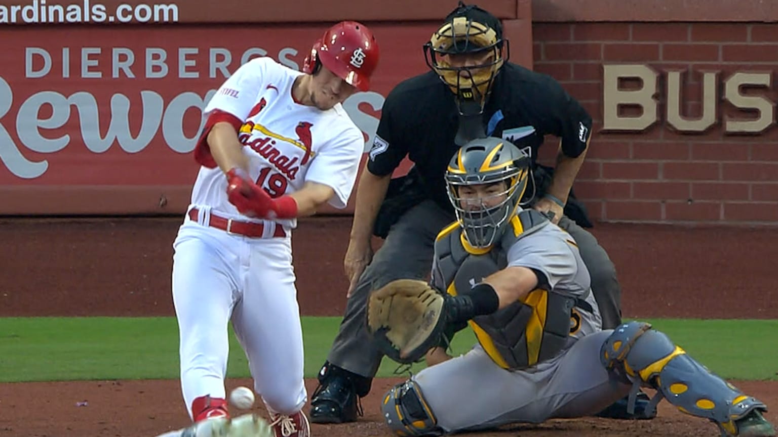 What happened to Tommy Edman? Cardinals shortstop exits game vs