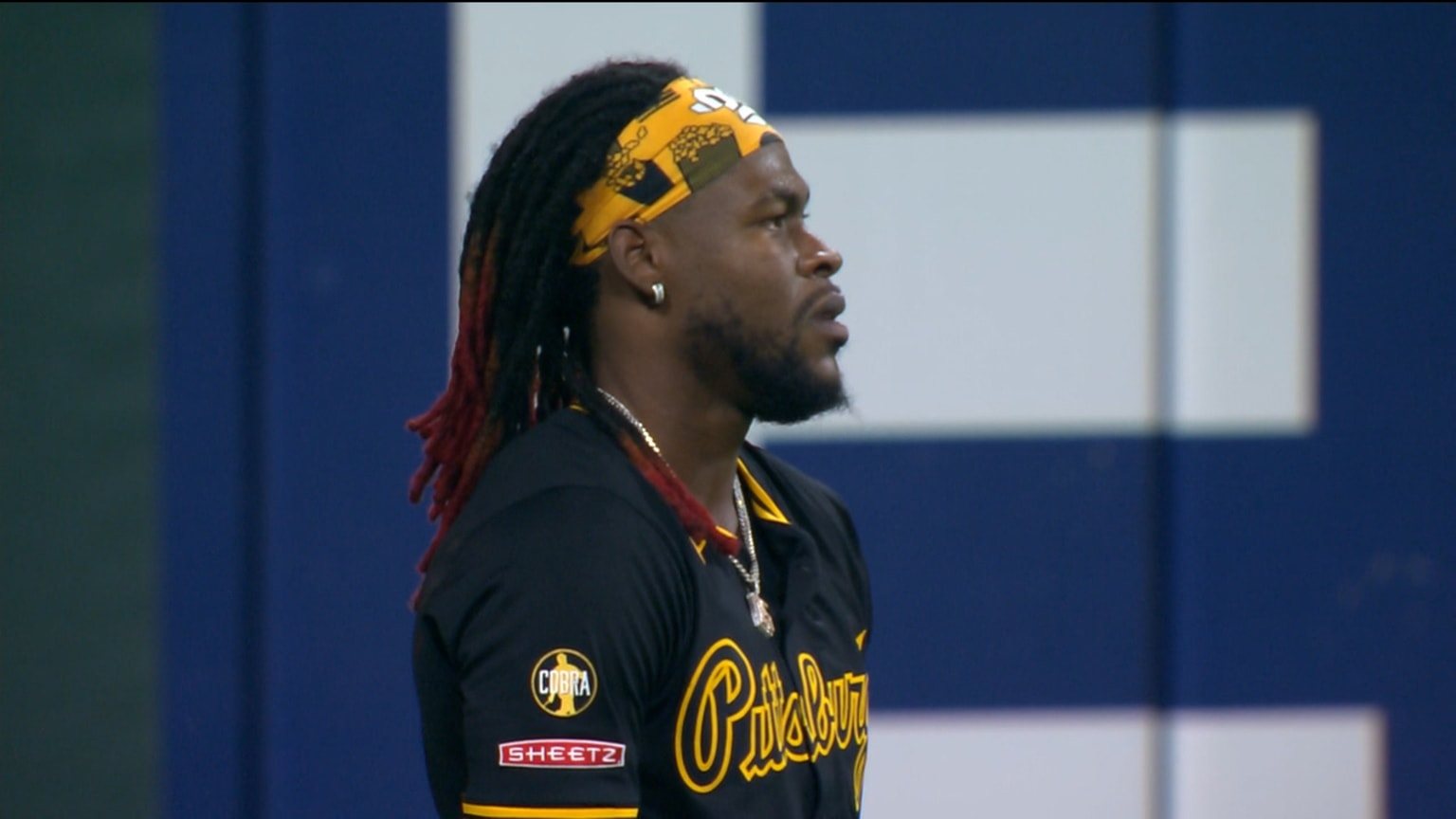 Oneil Cruz exits the game with ankle discomfort | 09/24/2025