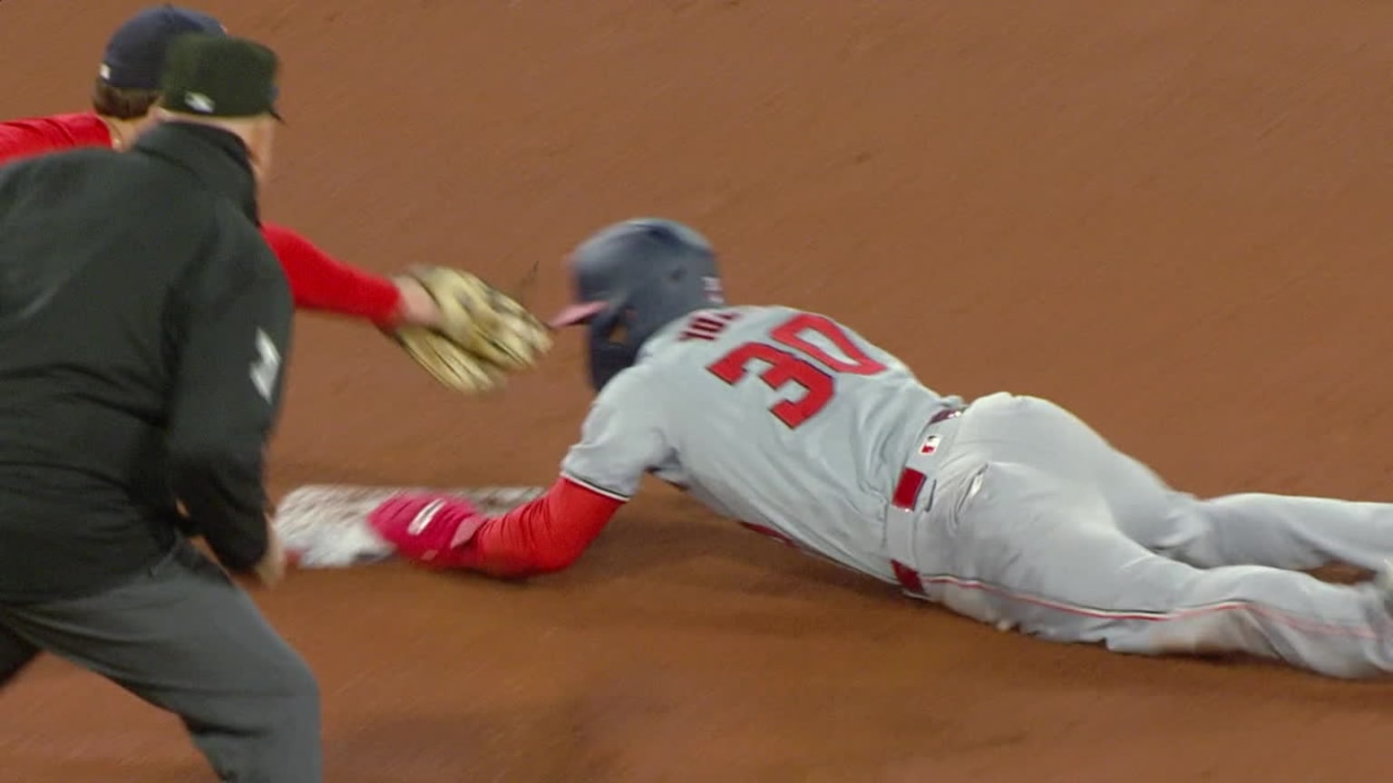 Jacob Young steals second | 05/10/2024 | Washington Nationals