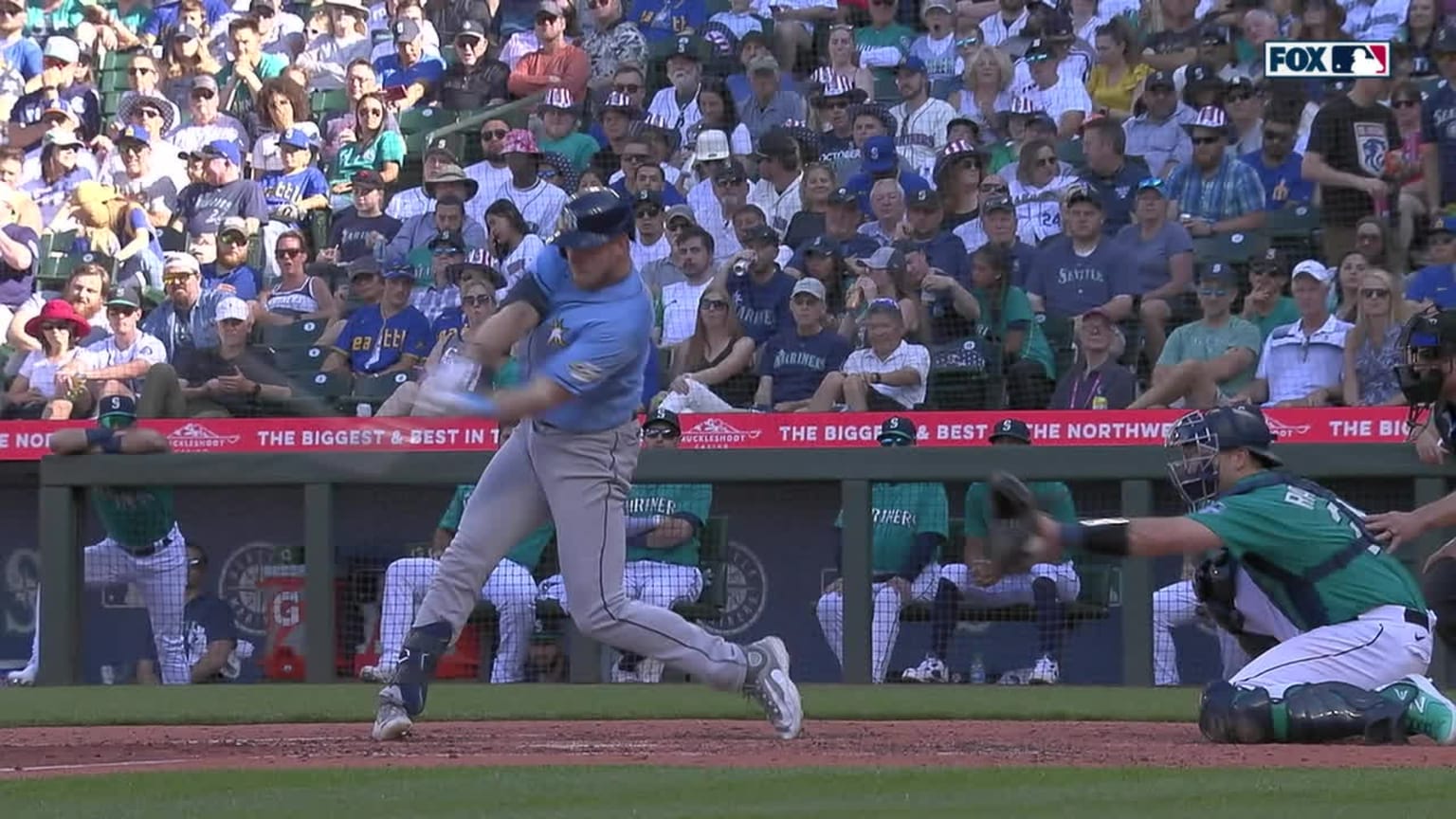 Raley rips a towering two-run HR to tie it in the 6th | 07/01/2023 ...